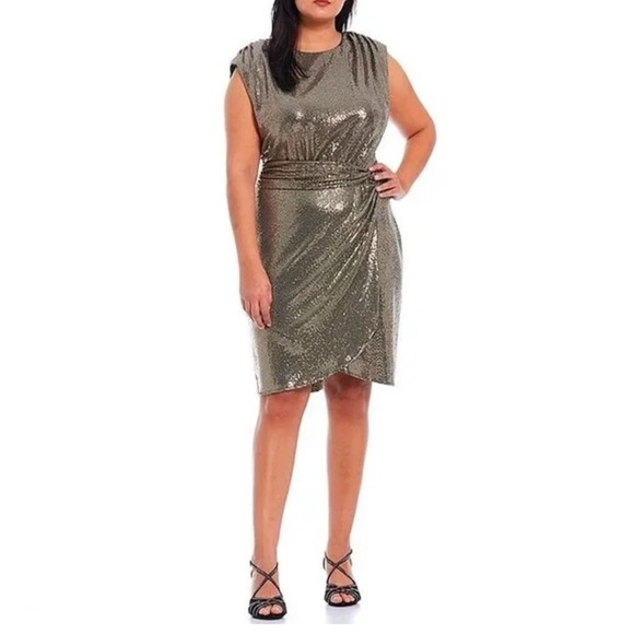 Alex Marie Plus Astrid Sequin Dress Gold Black Cap Sleeve Faux Wrap Size 20W NWT - Picture 1 of 11